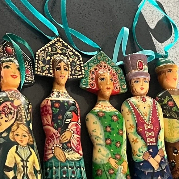 Vintage Wood Hand painted Russian Ornaments Nesting doll style - Picture 9 of 17